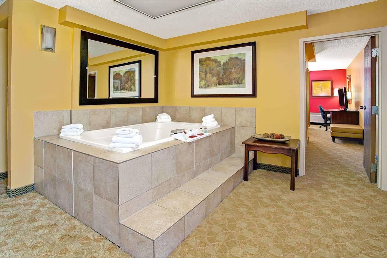 Delta Hotels By Marriott Denver Thornton Northglenn Dış mekan fotoğraf